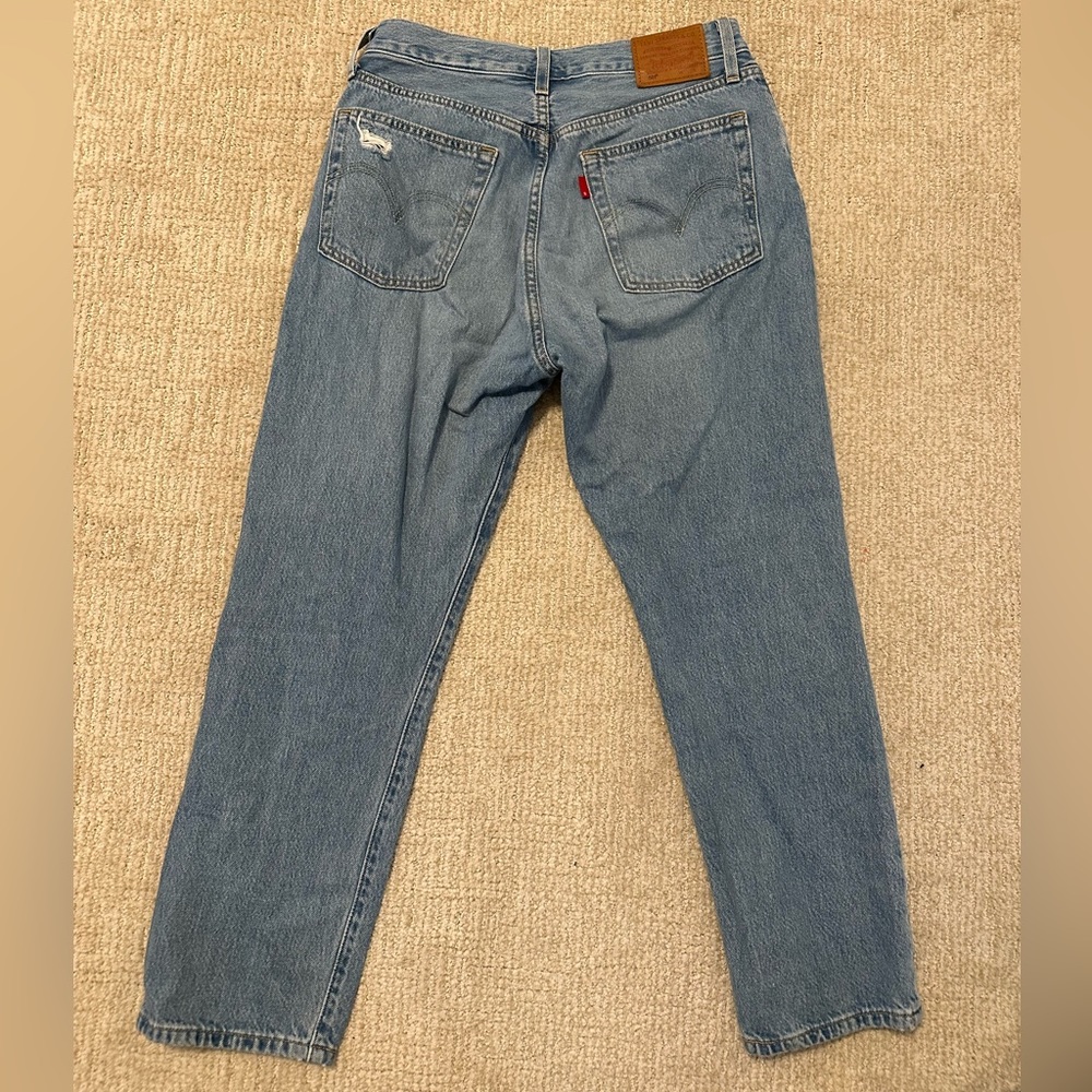 Levi’s Ripped Jeans - Picture 2 of 4